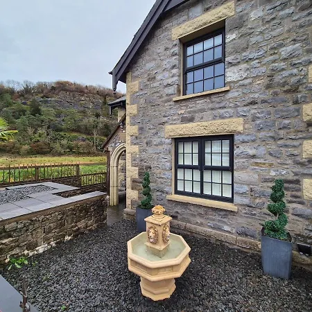 Winster Cottage, Meathop, בית נופש Grange-over-Sands